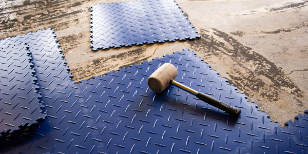 ECO czy Original? Rozwiewamy wątpliwości! Różnica między podłogą Fortelock z recyklingu a 100% PCW